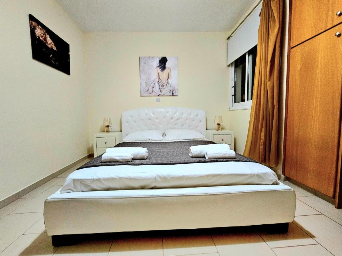 Spacious Villa With Private Pool Paphos Exterior photo